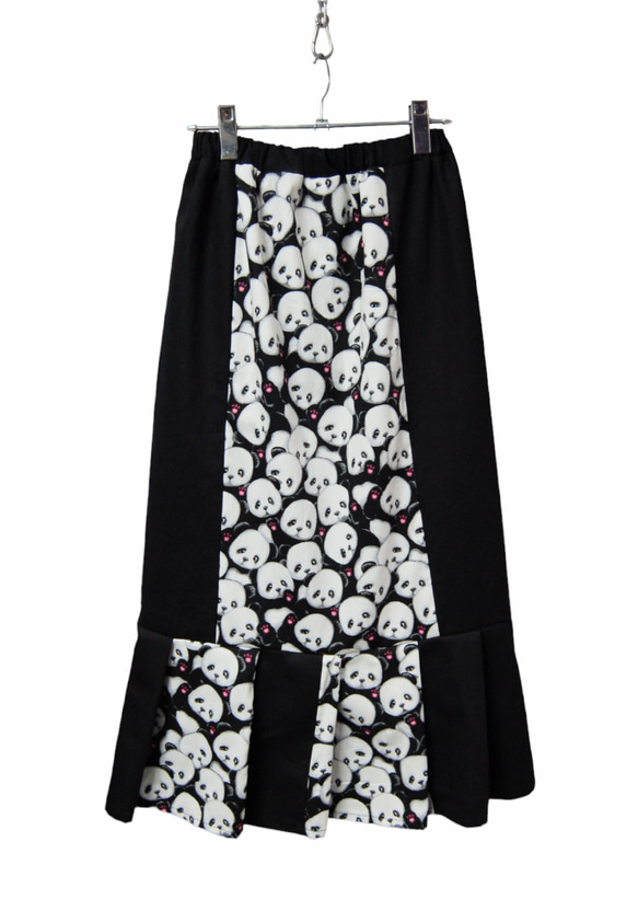 パンダ×ブラック　ミックス　裾プリーツ　ロングスカート 3枚目の画像