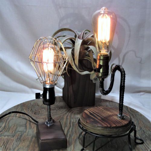 エジソンバルブ シグネイチャー(L) 40W E26 (当店の卓上スタンドに