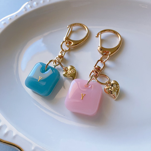 Rei様お取り置きです。No．66 ハート キーホルダー レジン