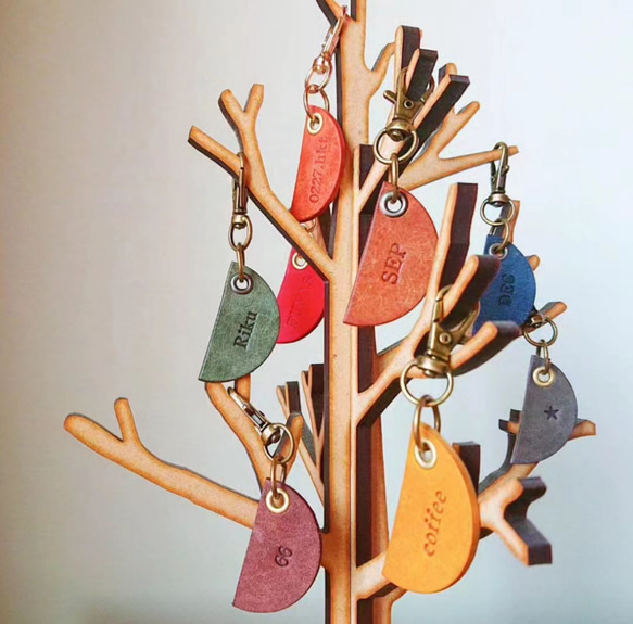 こっくりカラー◎お菓子みたいなミニキーホルダー＊イタリアレザーを身近に♪【無料名入れ】 3枚目の画像