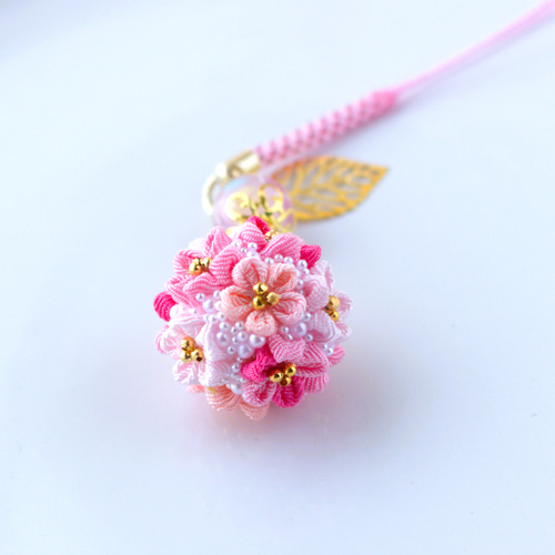 ❁つまみ細工山桜＆とんぼ玉根付けストラップ❁帯飾りキーアクセサリー