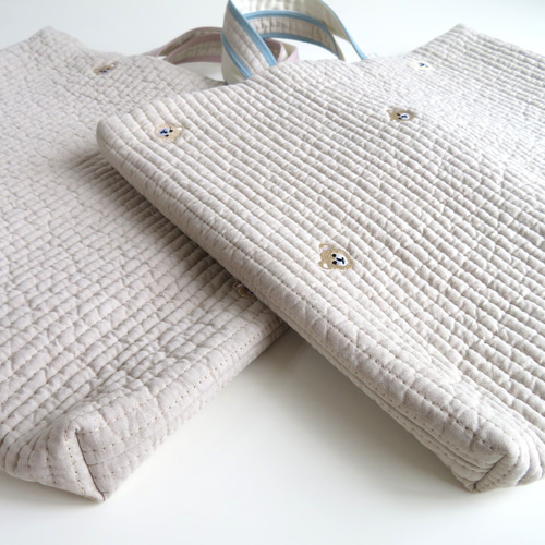 ヌビ布×くま刺繍のレッスンバッグ~持ち手2色からご選択 ヌビ布×くま刺繍のレッスンバッグ~持ち手2色からご選択