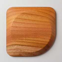 コースター（木製・無垢・リバーシブル）Wood Coaster ラウンドスクエア　ケヤキ 1枚目の画像