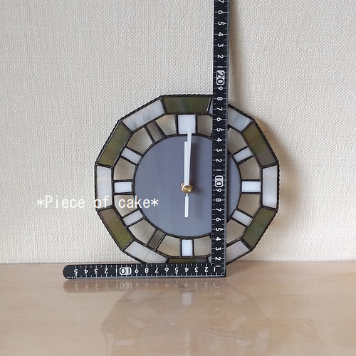 ステンドグラス　プレインズウォーカーズ　8枚セット　未開封 ステンドグラスの掛け時計＜モノトーン調＞ (CL02)＜壁掛け時計