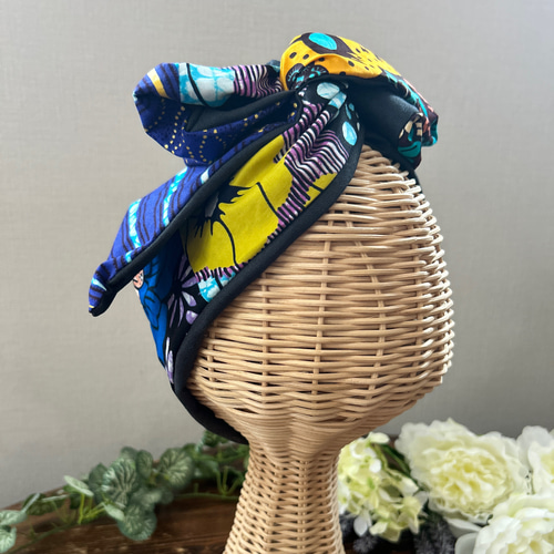 メルカリ便♡NINA RICCI♡シルク綿 大判ハンカチ 花籠 目出度く 