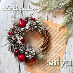 No.R5♡Sold outミニリース クリスマスリース ミニビーズリース 再販】-Noël- ゴールドスタンド付きミニリース 卓上 2way コンパクト