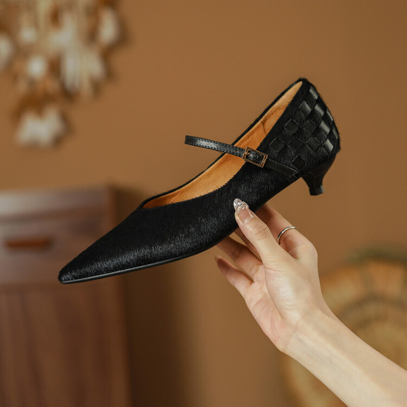 23 秋冬新款女士真皮鞋時尚獨特高跟鞋慢跟 22 厘米-25 厘米 2 色 #830⭐免運費⭐ 第13張的照片