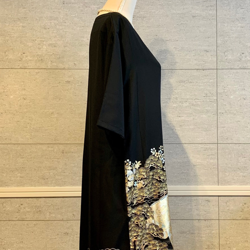 新作＊黒留袖の着物リメイクフォーマルワンピース