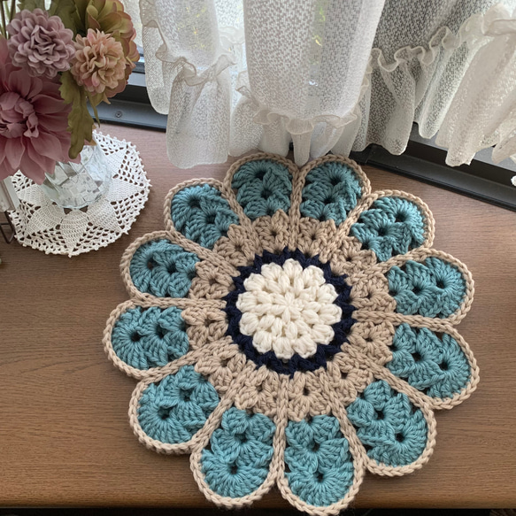 ☆♪マーガレットの座ぶとん(空色) 1枚目の画像