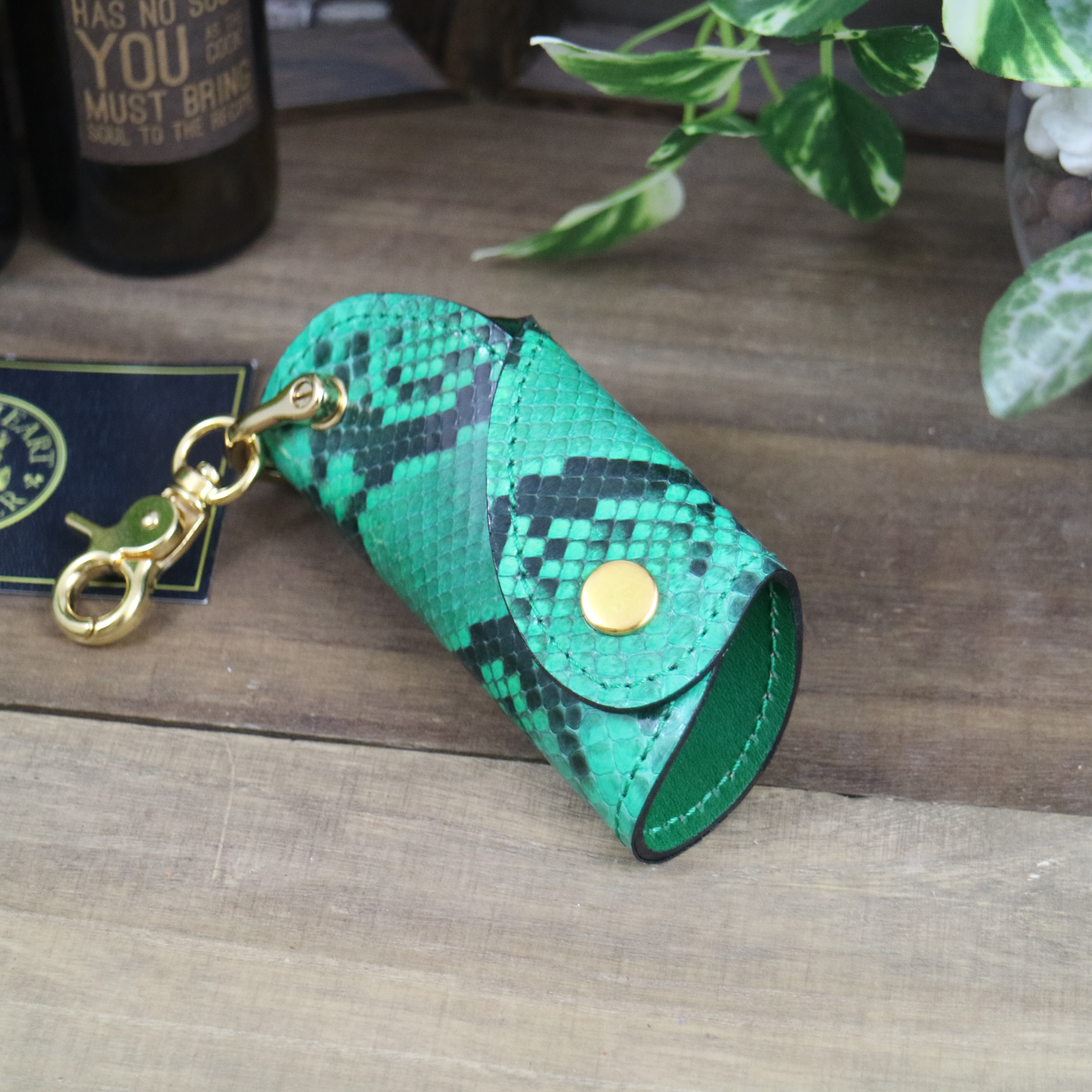 カラーアレンジできるコロンとしたキーケース ダイヤモンドパイソン革（蛇革仕様　【レザーキースーツ】