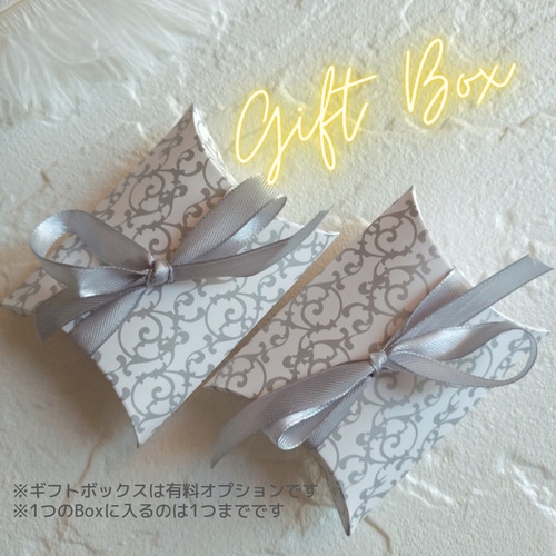 名前入り】虹色しゃかしゃかレジンのキーホルダー（キーリング）☆名