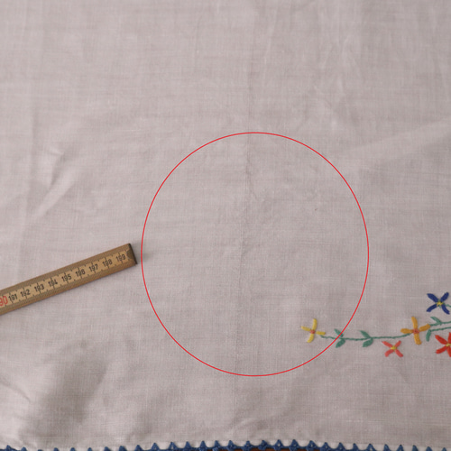 色糸毛糸手刺繍　混紡リネン　大判　テーブルクロス 色糸毛糸手刺繍 混紡リネン 大判 テーブルクロス 色糸毛糸手刺繍