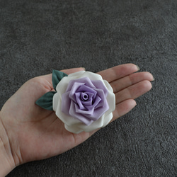 薔薇 コサージュ ✤ ブローチ　クリップピン　紫　入学式　卒業式　フォーマル　つまみ細工　髪飾り 6枚目の画像