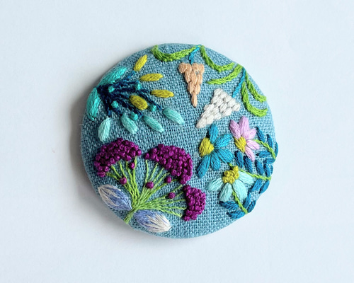 刺繍ブローチ【botanical】 ブローチ j.couture 通販 16531453｜Creema