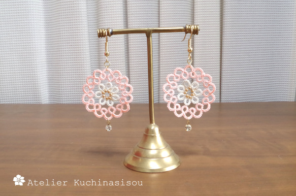 【訂做】梭織蕾絲施華洛世奇耳環&lt;櫻花&gt; 第5張的照片