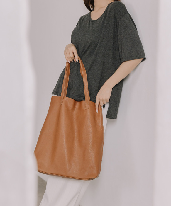 サポートロール シンプルデザイン マザーズバッグ 本革 ショルダー