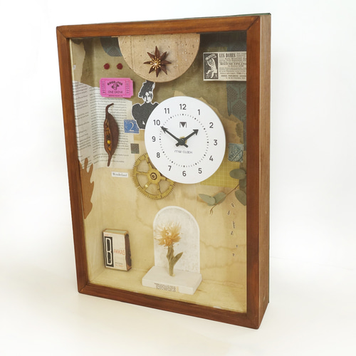 BOX ART CLOCK M002 箱の中の世界、時を味わい楽しむ時計 ARTな