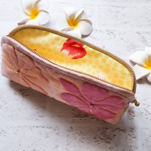 きらきら♪ハワイアンキルト＊ハイビスカスのポーチ/ペンケース