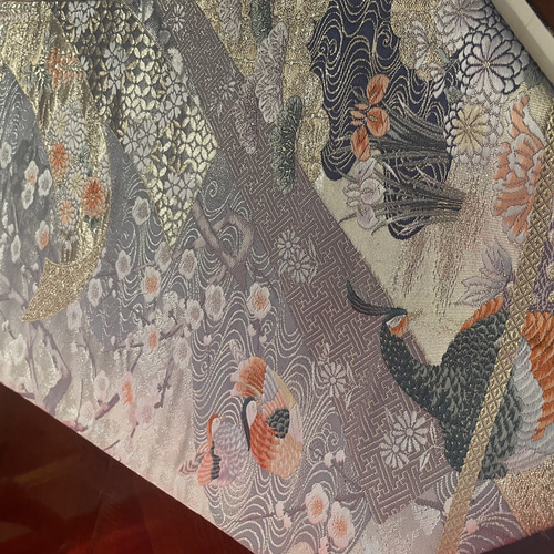 2233優美な刺繍の袋帯で作ったタッセル付き正絹テーブルランナー 帯