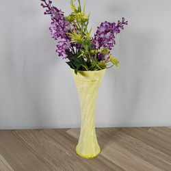 スパイラル　陶器の花瓶（黄色）　３D　1点限定 1枚目の画像