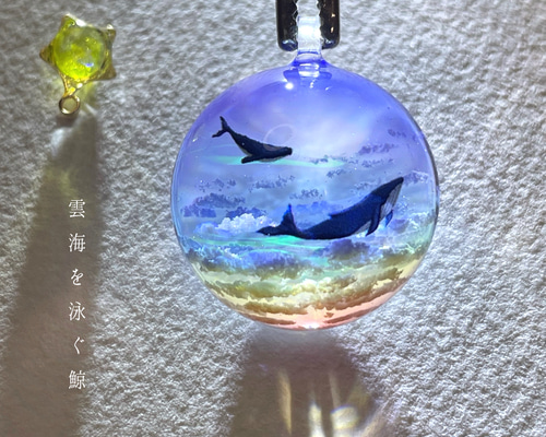 レジン ドライフラワー 海中を泳ぐ鯨ヘアゴム 7c68ce260021034e78c6edc05b1b2b