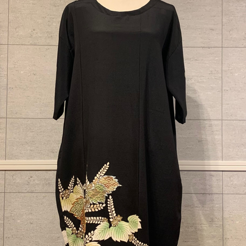 c1 フォーマルワンピース✿着物✿黒留袖✿和モダン（着物リメイク  