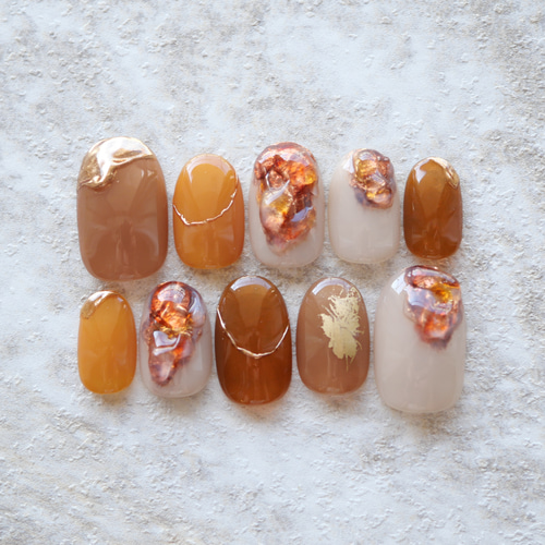 秋カラーのうるうる奥行きニュアンスネイル-camel-◇ネイルチップ【aki