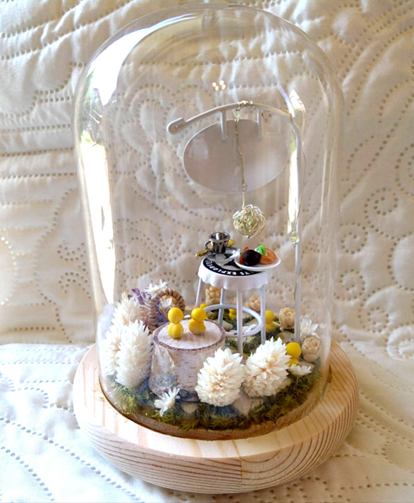 ライト付きガラスドーム 『ガーデンCAFE(ホワイトver')』 3枚目の画像