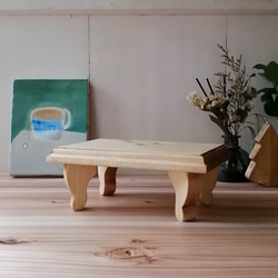 ✨10%OFF✨かわいいサイズの木製アンティークミニテーブル トレイ ② 1枚目の画像
