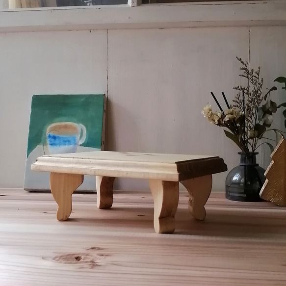 ✨10%OFF✨かわいいサイズの木製アンティークミニテーブル トレイ ② 4枚目の画像