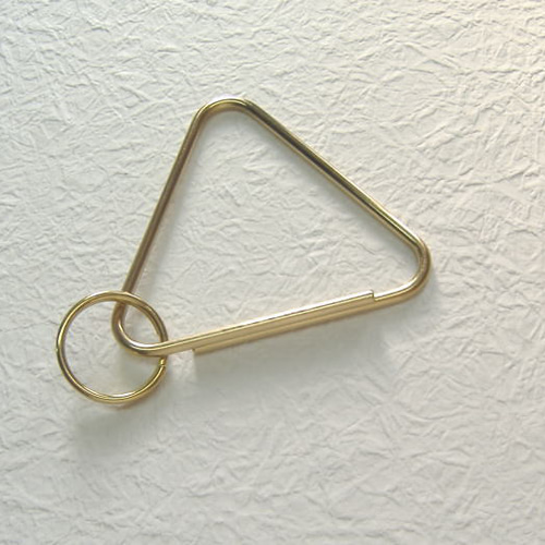 □送料無料□ 真鍮 三角形 キーリング バッグチャーム キーホルダー