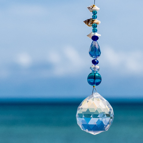 ✨✨ゴージャスなサンキャッチャー✨✨クリスタルガラス✨✨ サンキャッチャー 海 30mm ブルー 青 風水 幸福を呼ぶインテリア