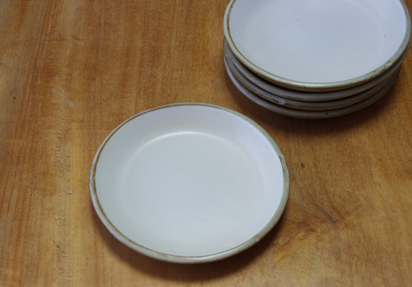 丸皿 (白化粧) Φ15.5cm 3枚目の画像