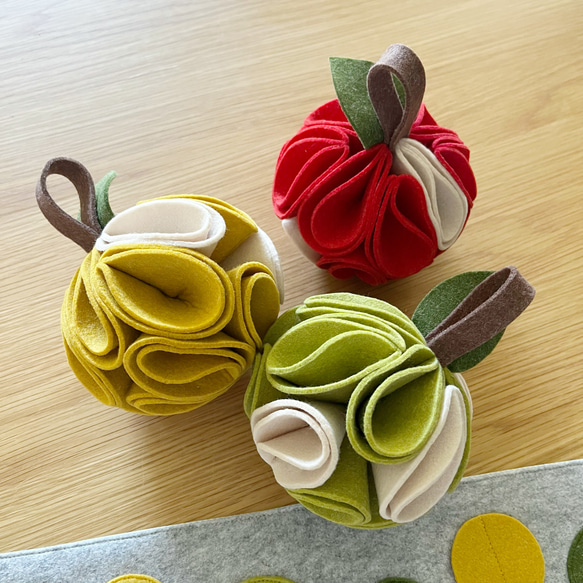 りんごのスナッフルボール Mサイズ 知育玩具 ノーズワーク おもちゃ