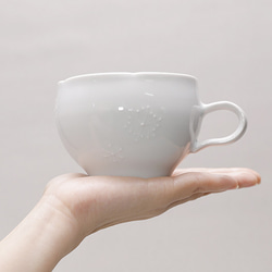 砥部焼 「フワリトはじまる 丸いカップ」手作り 窯元  tsuneoka ceramics tsuneoka-102 6枚目の画像