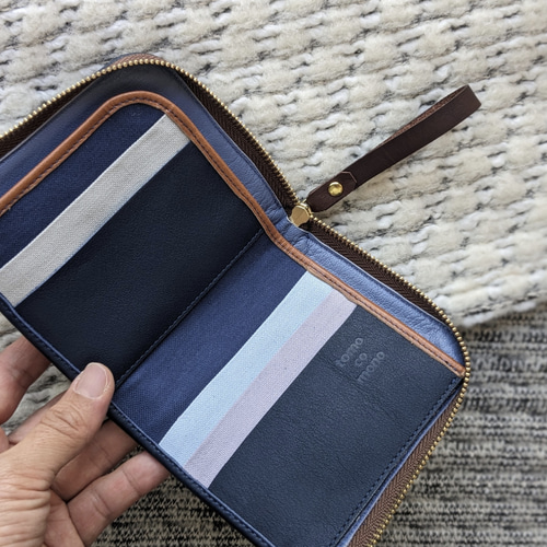 刺繍革財布『グラデーションステッチ』NAVY（牛革）二つ折り