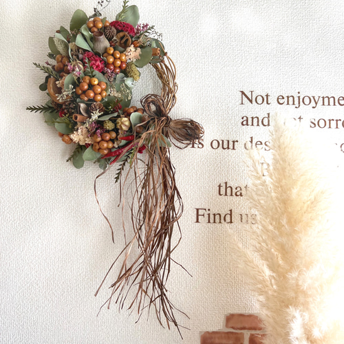 森のリース ユーカリとサンキライの実 ドライフラワーリース30cm