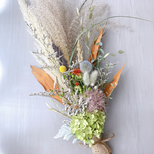 壁掛けお月見ガーランド　秋色紫陽花　パンパスグラス　おたふく南天 壁掛けお月見ガーランド 秋色紫陽花 パンパスグラス おたふく南天