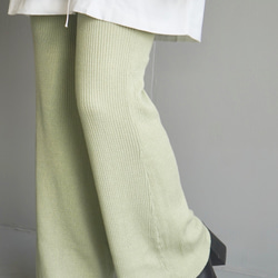 Rib Flare Easy Pants (light green) ロングパンツ グレー 灰色 上品 きれいめ 2枚目の画像