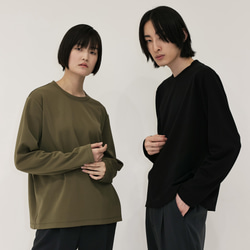 新発売!KHAKI【クルーネック長袖プルオーバー】トリアセテート  ソアロン™ 12枚目の画像