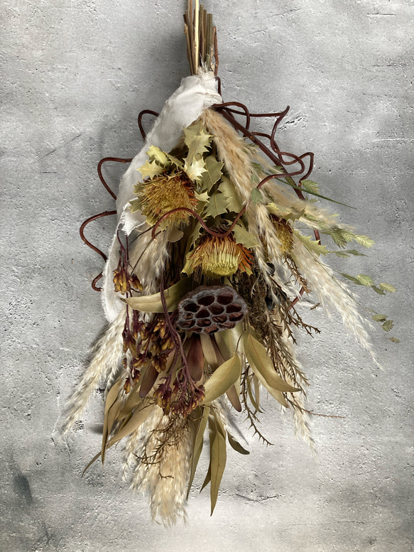 秋のパンパスグラススワッグ:ドライフラワースワッグ スワッグ 花