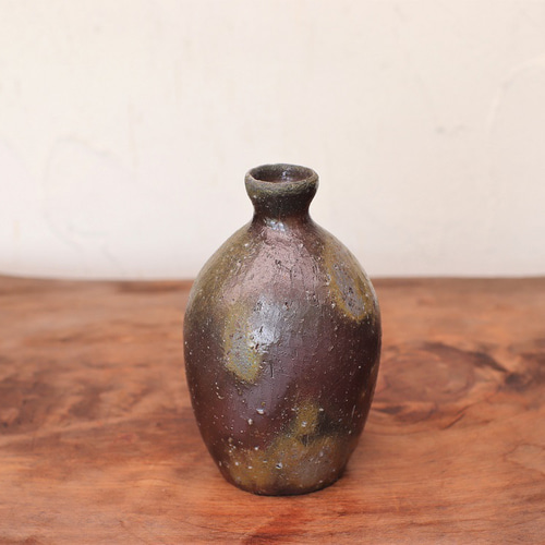 備前焼 花入 h2-113 一輪挿し・花瓶・花器 宗兵衛窯 古川宗之輔 備前焼 花入 h2-113 一輪挿し・花瓶・花器 宗兵衛窯 古川宗之輔