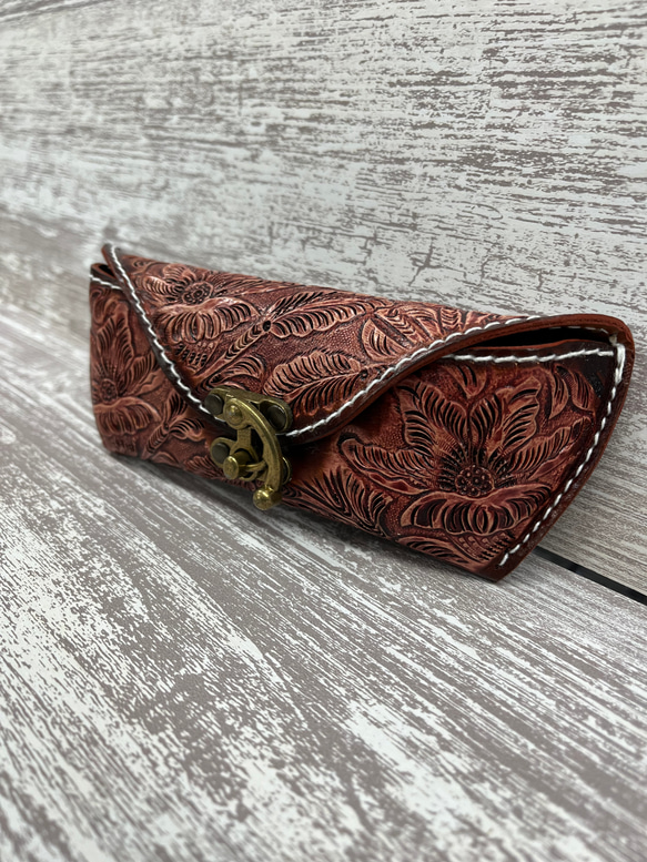 レザーカービング サングラスケース 楽天市場】本革 カービングレザー