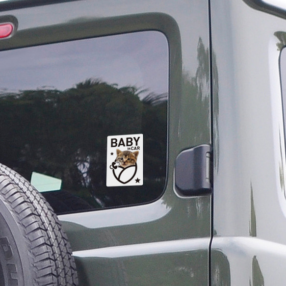ステッカー 車 おしゃれ BABY in CAR 猫ステッカー（ホワイト） ドライブ 赤ちゃん ベイビィ シール 車 ね 7枚目の画像