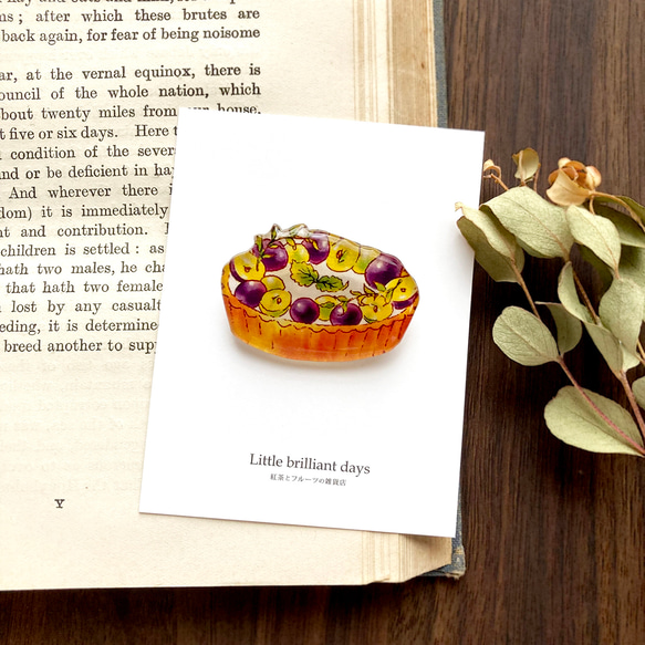Grape tart brooch｜ぶどうタルトのブローチ〔秋のフルーツ〕 3枚目の画像