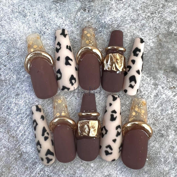 チップ種類、カラー変更可能》ブラウンクリアフレンチレオパードネイル