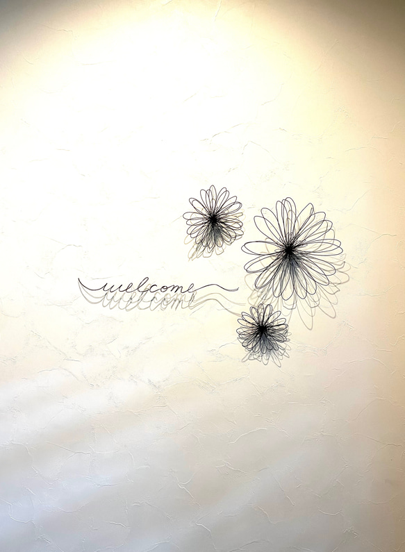 まさページ ラベンダー色の藤の花の壁飾り　ワイヤークラフト　ワイヤーアート ラベンダー色の藤の花の飾り ワイヤークラフト ワイヤーアート