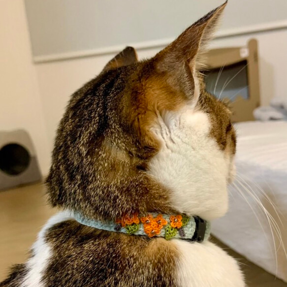 キンモクセイ　猫さんにやさしい首輪【かぎ針編み　猫の首輪　猫　首輪　セーフティバックル　アジャスター　軽い　やわらかい】 2枚目の画像