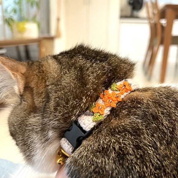 キンモクセイ　猫さんにやさしい首輪【かぎ針編み　猫の首輪　猫　首輪　セーフティバックル　アジャスター　軽い　やわらかい】 5枚目の画像