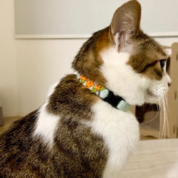 キンモクセイ　猫さんにやさしい首輪【かぎ針編み　猫の首輪　猫　首輪　セーフティバックル　アジャスター　軽い　やわらかい】 3枚目の画像